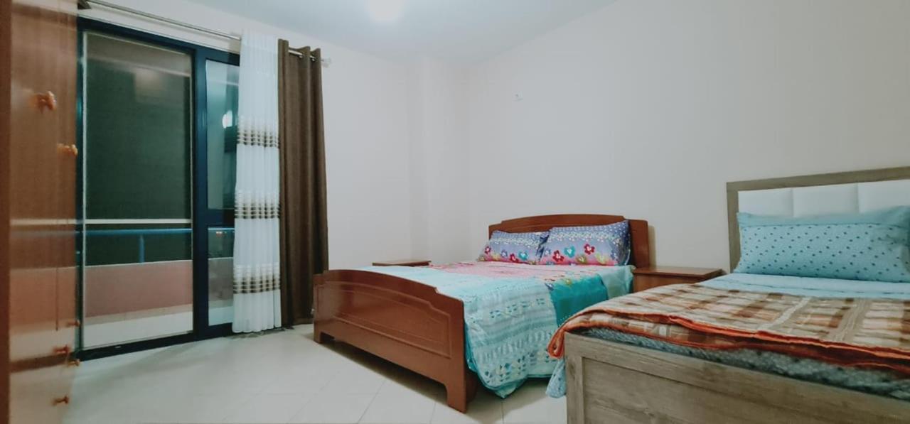 Miami Beach Apartments โกเลม ภายนอก รูปภาพ